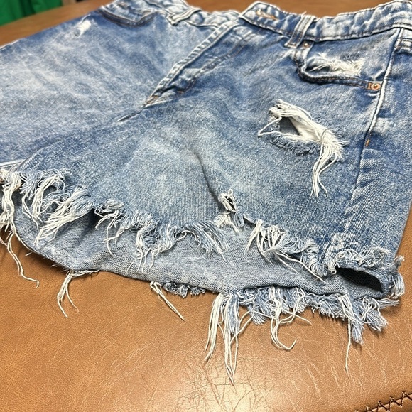 Wild Fable from Target highest Rice shorts distressed size 12 - Picture 4 of 8